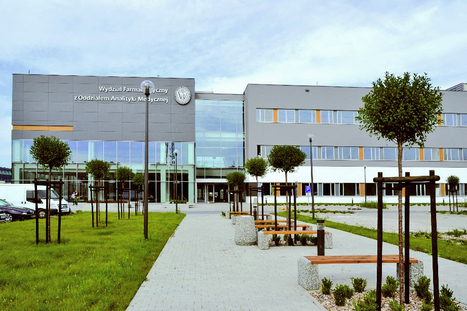 Wydział Farmaceutyczny z Oddziałem Analityki Medycznej Uniwersytetu Medycznego we Wrocławiu